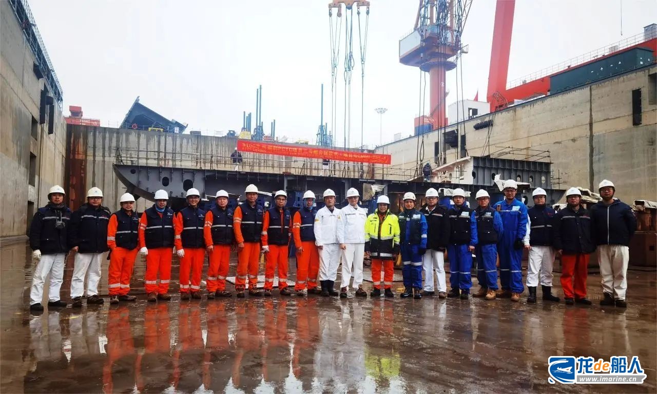 招商工業(yè)海門基地9100車PCTC 1號船下水、3號船合攏